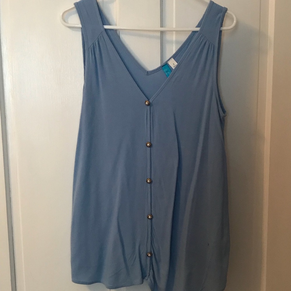 Blue tank